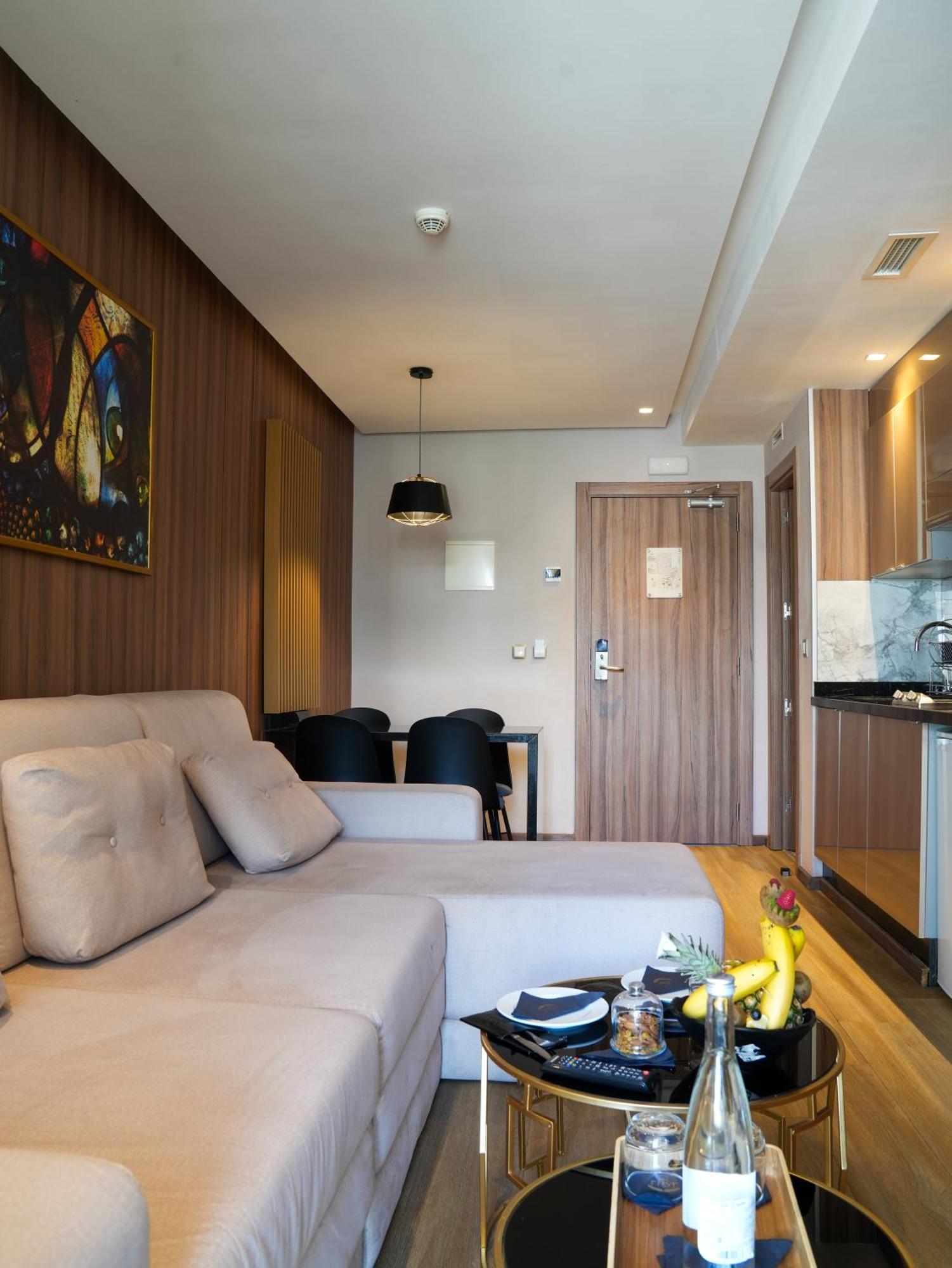 First Suites Hotel Рабат Экстерьер фото