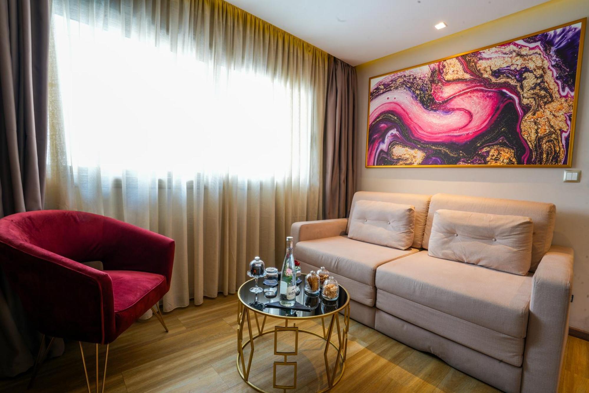 First Suites Hotel Рабат Экстерьер фото
